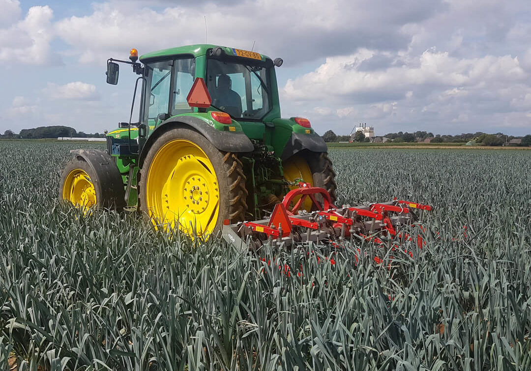19b rijenfrees diverse afstanden mogelijk, evt ook met aanaarders
